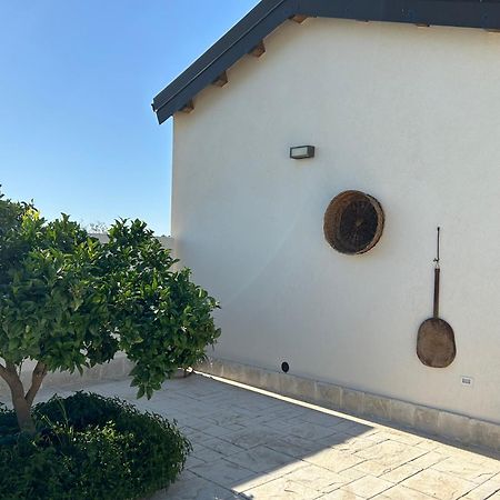 Baglio Il Gelso E L'Ulivo Appartamento Il Carrubo Reitani Exteriör bild