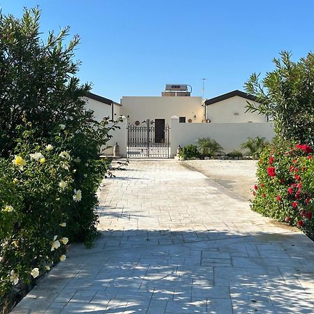 Baglio Il Gelso E L'Ulivo Appartamento Il Carrubo Reitani Exteriör bild