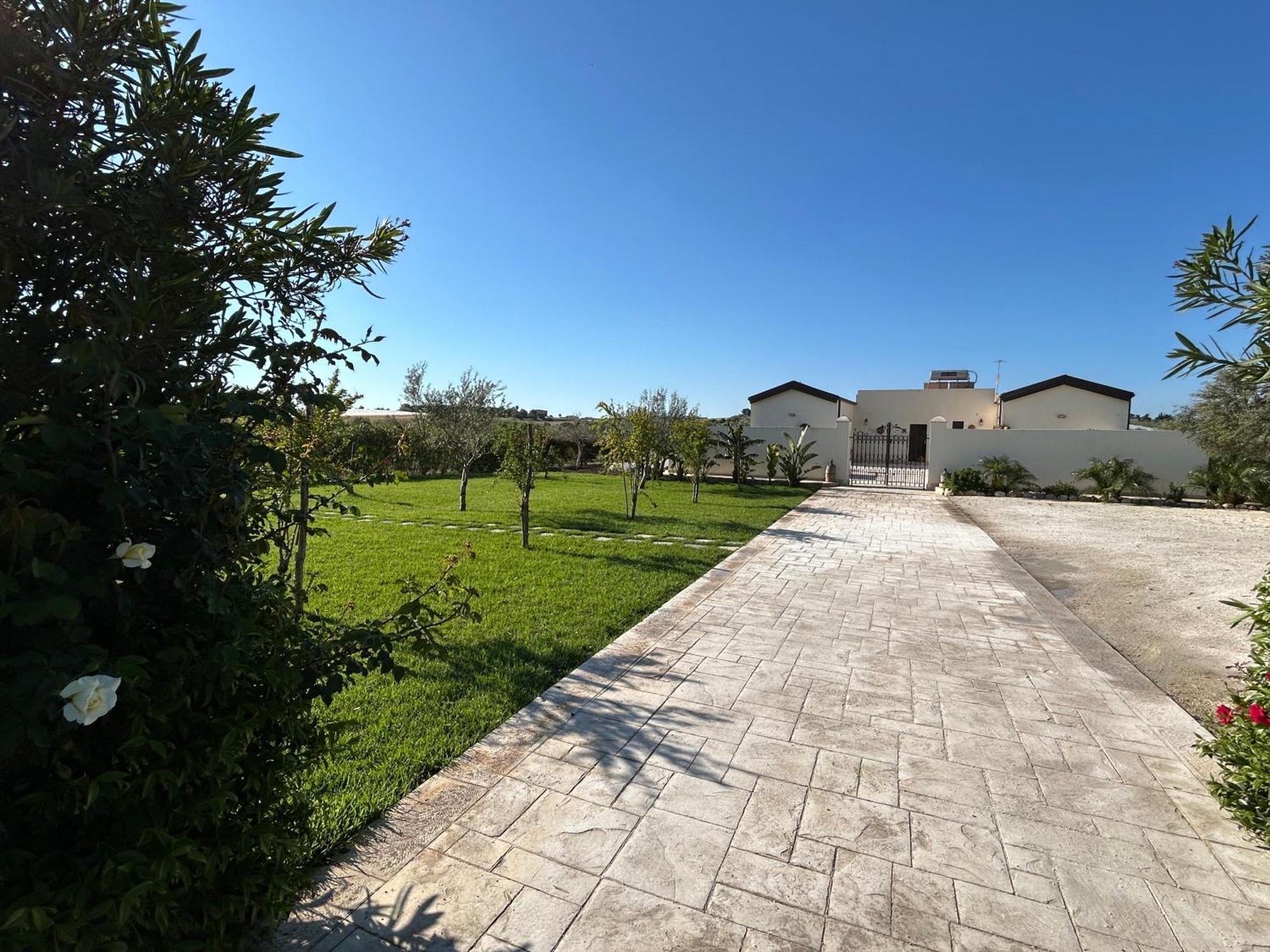 Baglio Il Gelso E L'Ulivo Appartamento Il Carrubo Reitani Exteriör bild